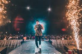 JORGE CELEDÓN PROTAGONIZA UNA FANTÁSTICA CELEBRACIÓN DEL DÍA DEL PADRE EN PANAMÁ post thumbnail image