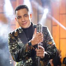 Pipe Peláez prepara un nuevo álbum con lo mejor de su pluma musical post thumbnail image