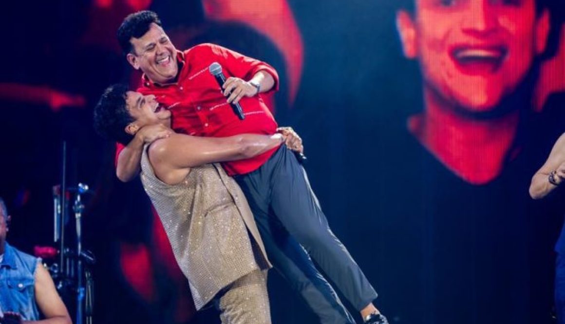 f3b3fb3e-59d8-465c-b292-4100b47dcbb1-682x1024