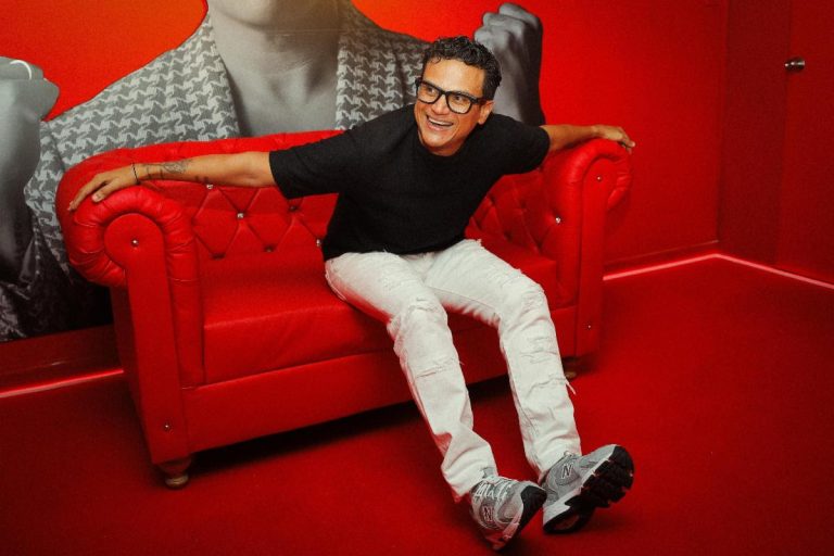 Silvestre Dangond Vallenato FM
