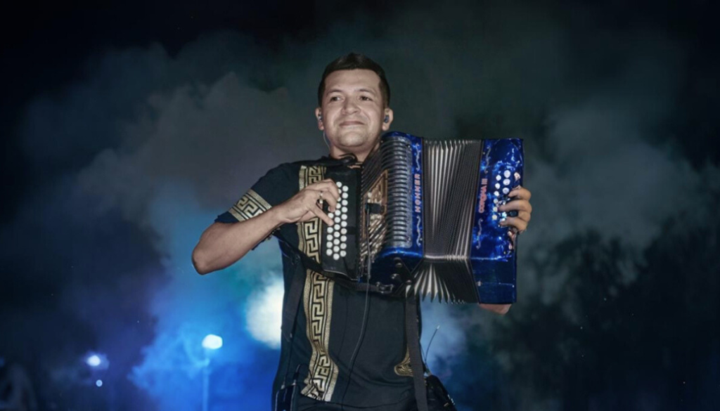 Manuel Julián Matínez Vallenato FM Manuel Martinez