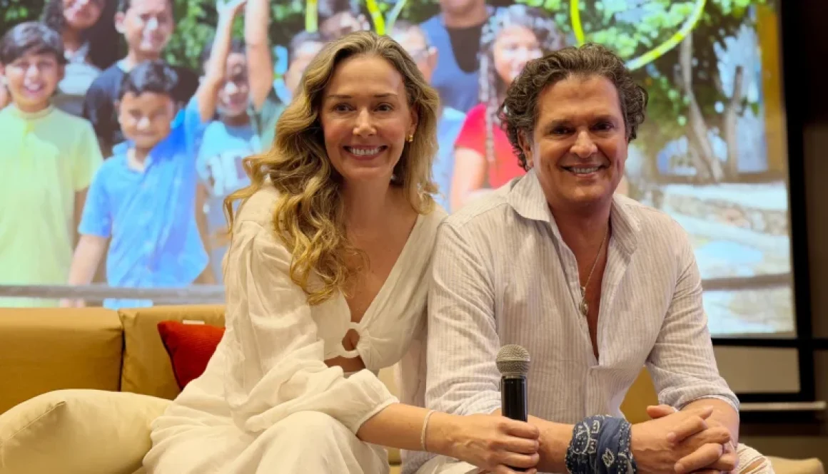 Carlos Vives y Claudia Elena en la reunión