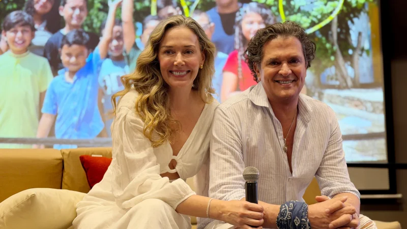 Carlos Vives y Claudia Elena en la reunión