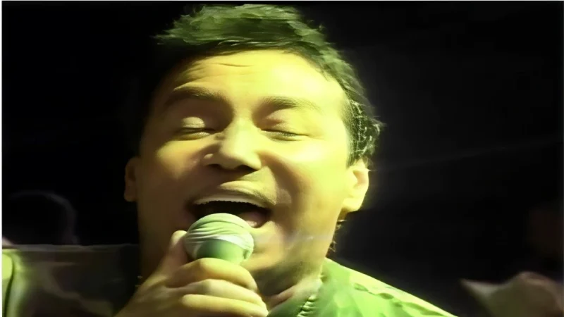 Diomedes cuando le lanzaron una botella