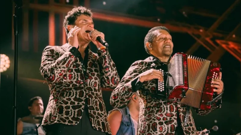 Silvestre Dangond e Israel Romer