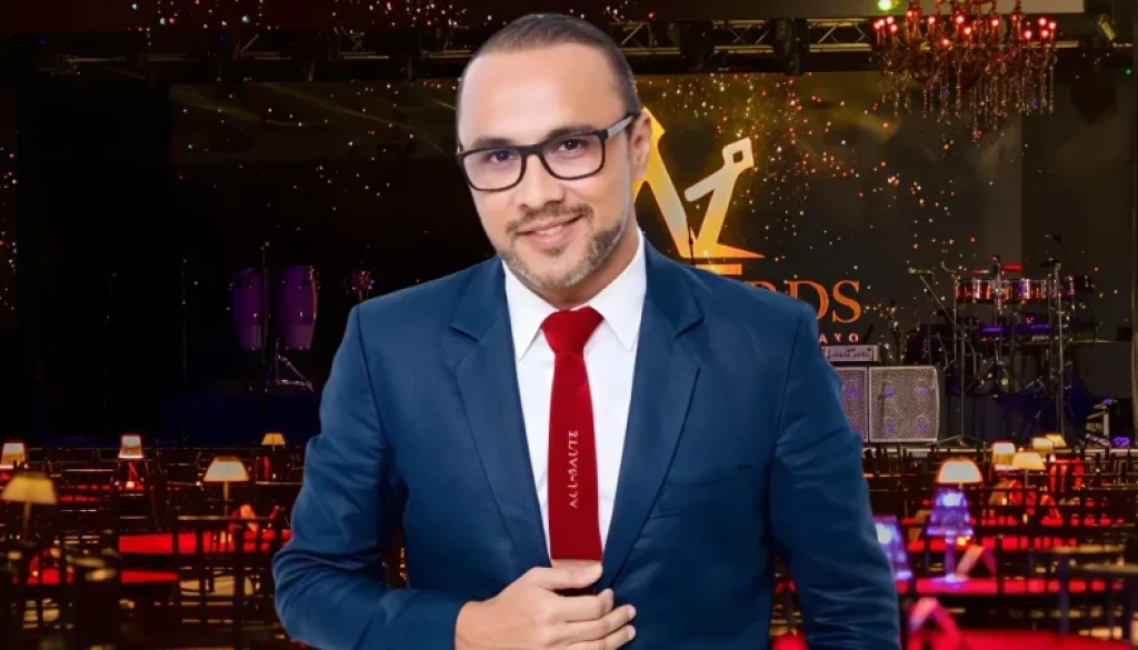 Wilfran Castillo homenajeado Vallenato FM-artguru Wilfran en los Upar Awards