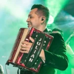 Manuel Julián se inscribe al Festival Vallenato