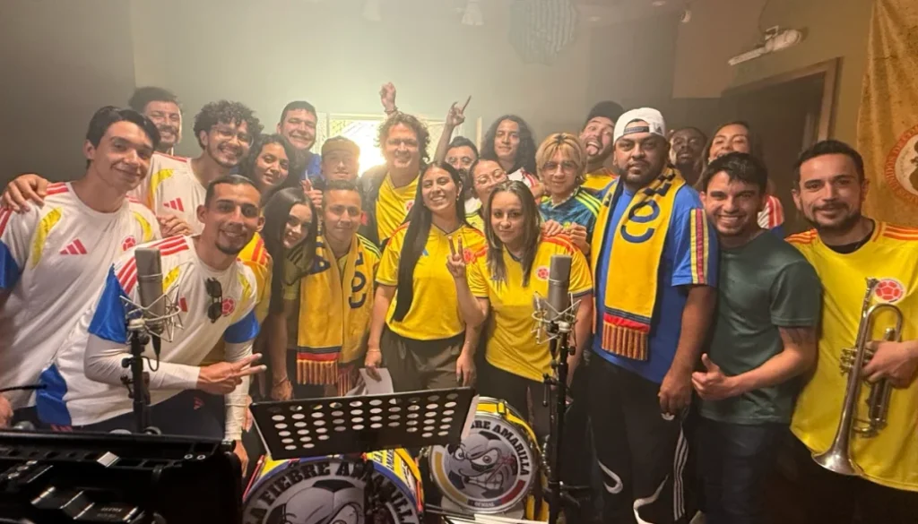 CARLOS VIVES CARLOS VIVES