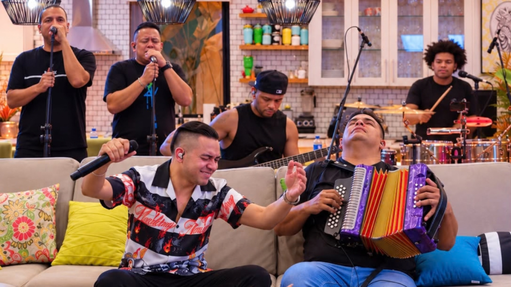 DIEGO DAZA Y ROALNDO OCHOA